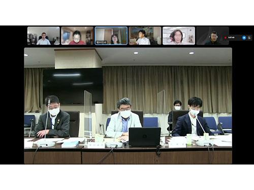 検討会の初会合の様子